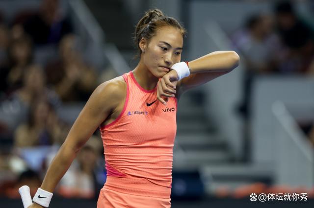 包含FLY血洗MAD，Keria关键团战开团秒人焦点之战全球总决赛，强势挺进下一轮的词条