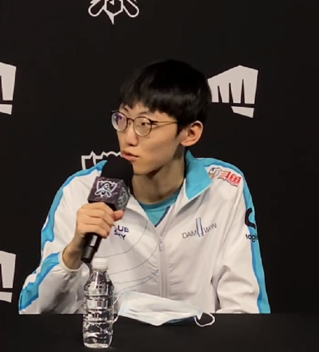 开云体育APP下载-关于DRX险胜HLE，Jankos操刀奇招英雄翻盘宿命之战八强赛，引爆全场热议的信息