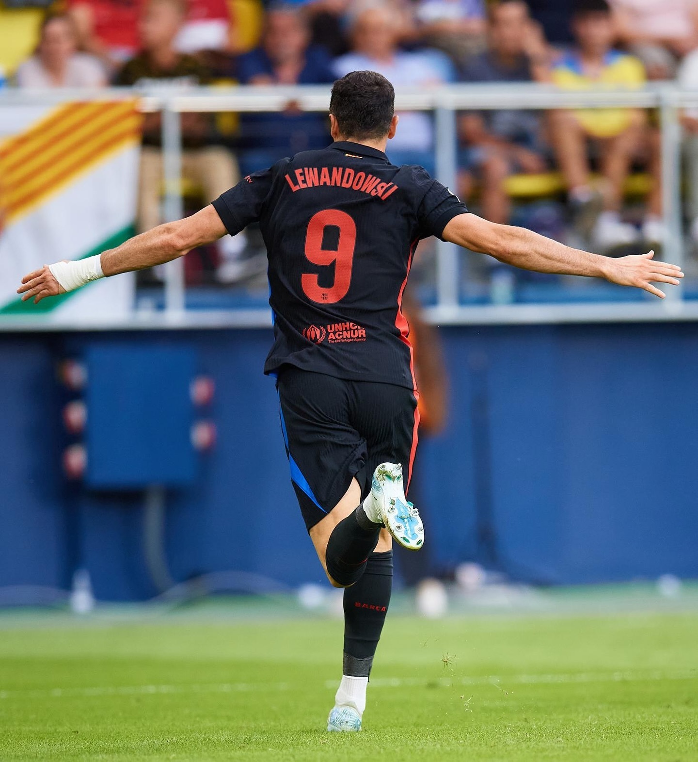 开云体育APP下载-西班牙逆转国际米兰，莱万状态火热