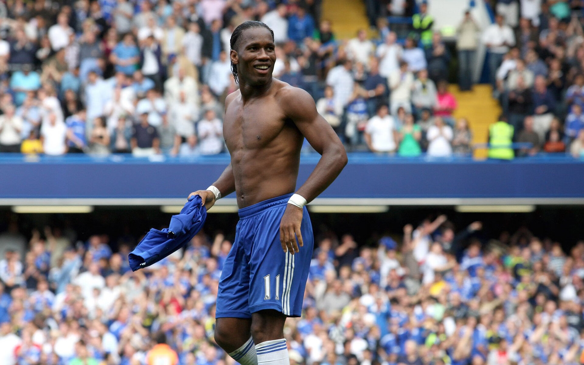 内马尔加盟英格兰？伊朗1-2爆冷之战，足球魔幻现实主义上演